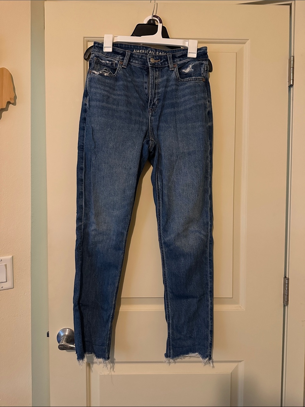 American Eagle Outfitters Men's Distressed Dark Blue Slim Straight Jeans